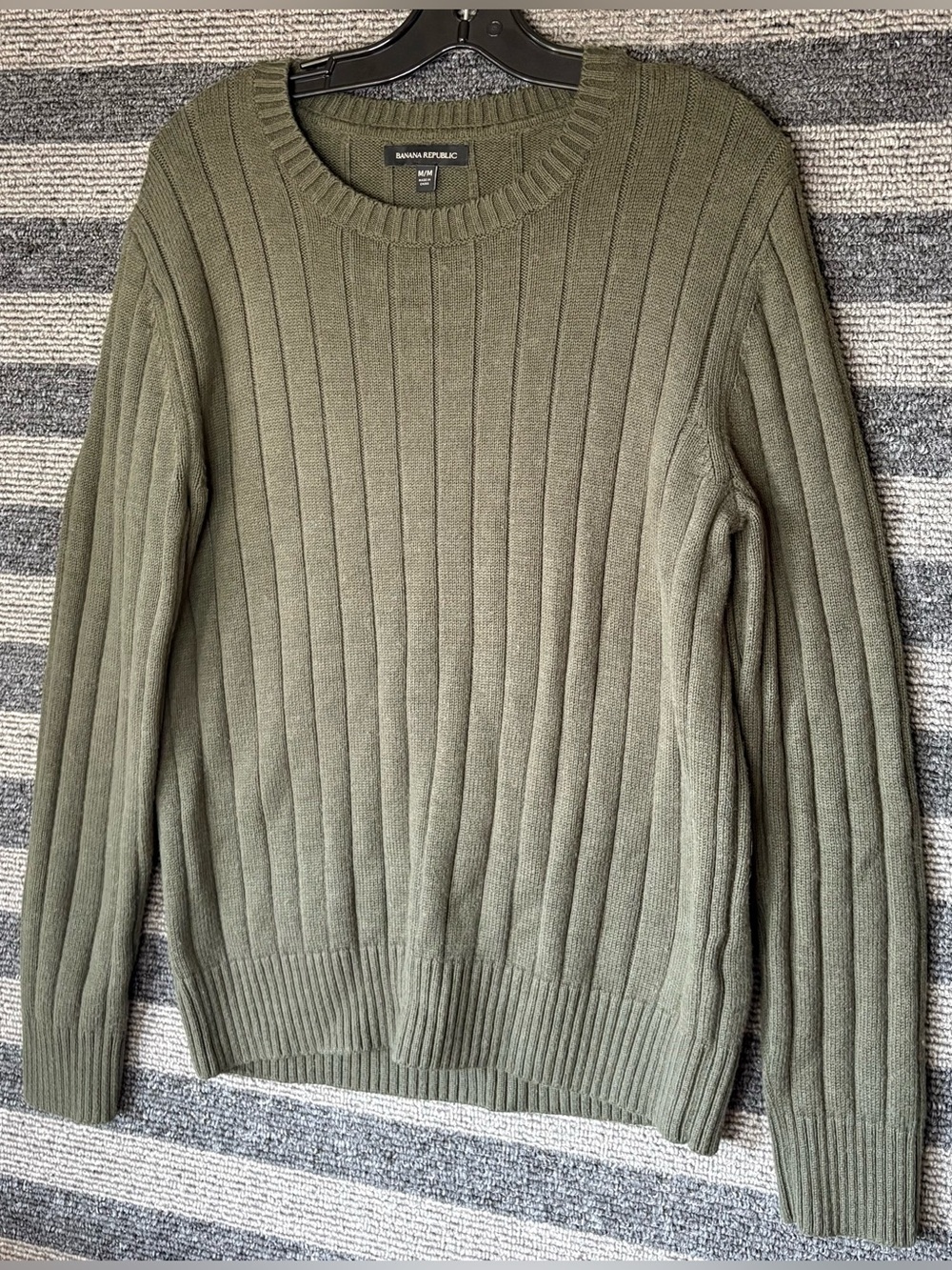 Banana Republic Men's Olive Green Wool Blend Ribbed Crewneck Sweater Medium